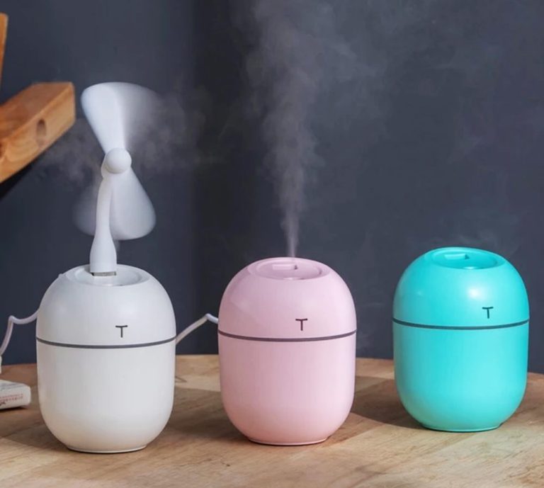 200ML-Mini-Ultrasonic-Air-Humidifier-Romantic-Light-USB-Essential-Oil-Diffuser-Car-Purifier-Aroma-Anion-Mist-e1639513190933